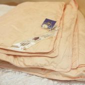 Одеяло Elisabette Элит 150х210 всесезонное персиковое