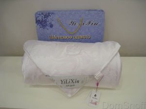 Шёлковое одеяло Yilixin 140х205-1000г. легкое